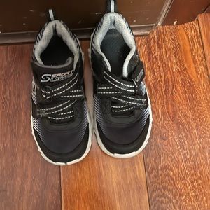 Sketchers sport boys sneakers